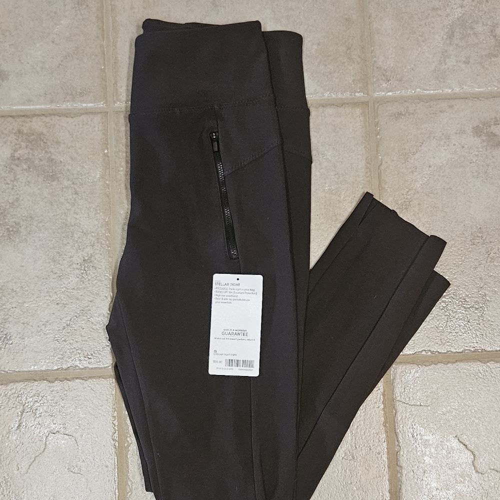Athleta Stellar Tight View 2